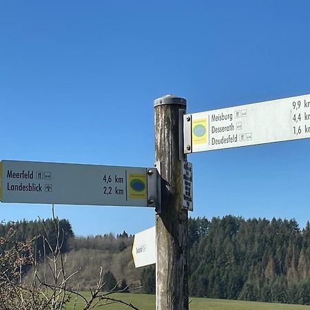 Pension Zur Quelle Deudesfeld Eksteriør bilde
